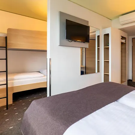 Stuttgart-airport/messe Hotell 3*