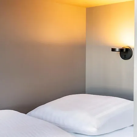 Stuttgart-airport/messe 3*