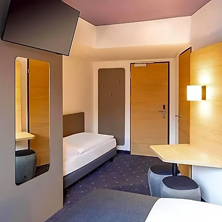 Hotel Stuttgart-airport/messe 3*