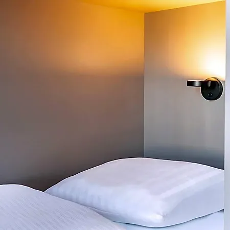 Hotel Stuttgart-airport/messe 3*
